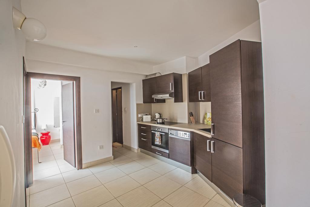 Pallinio Fig Tree Bay Apartments プロタラス エクステリア 写真